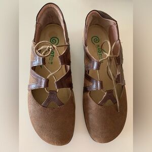 Naot Brown Leather Mary Jane Lace Up Supportive Shoes